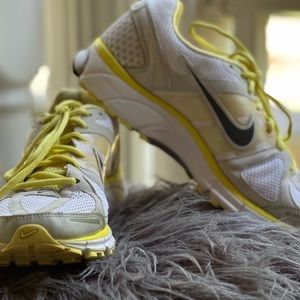 Nike air max shoes